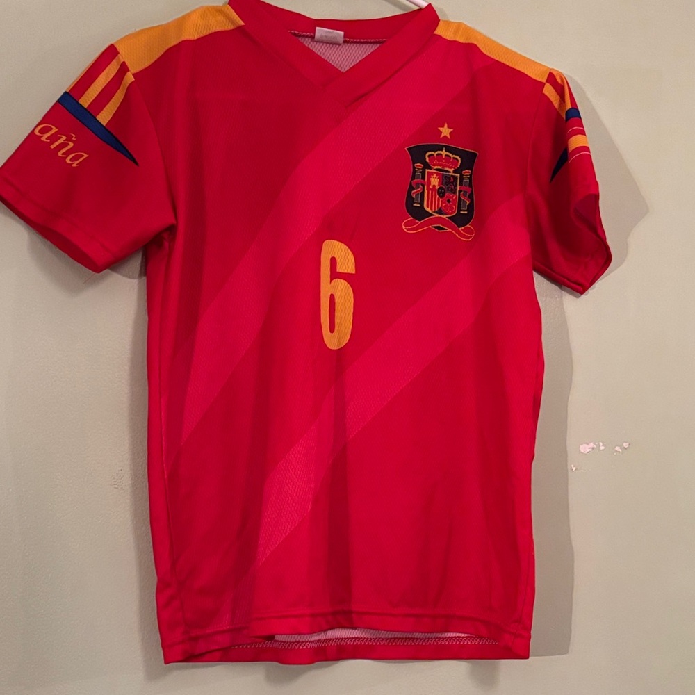 ⚽️ Spain Kids Red Soccer Jersey 8 anni/year